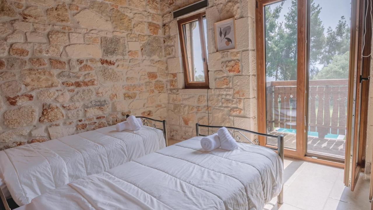 Stone Made Private Pool Villas Kriopigi Luaran gambar